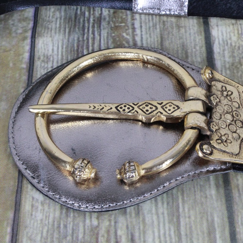 Black Leather Embellished Medallion Unique Adjustable Belt - Picture 7 of 9